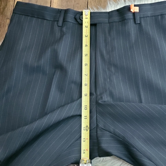 Hart Schaffner Marx Chicago Pinstripe Black Men's Suit Jacket: 44R Pants: 36 - Picture 10 of 16